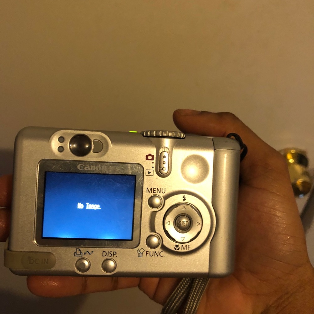 Camera - Picture 3 of 4